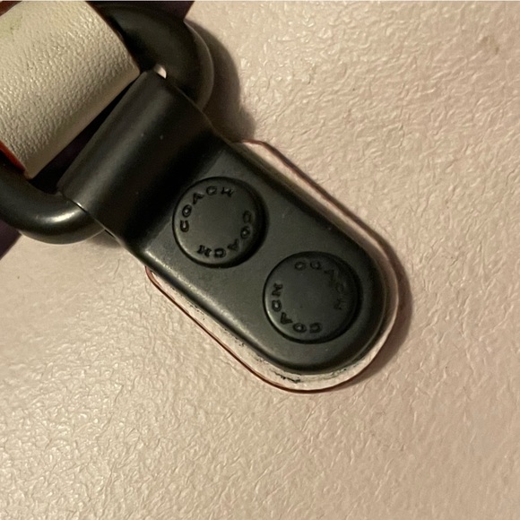 Coach OffWhite Genuine Glovetanned Leather Rogue Tote With Coach Link Detail - Picture 9 of 16